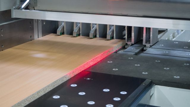 Sistema di visualizzazione assistito dal laser per identificazione delle parti senza errori Sistema di visualizzazione assistito dal laser per identificazione delle parti senza errori