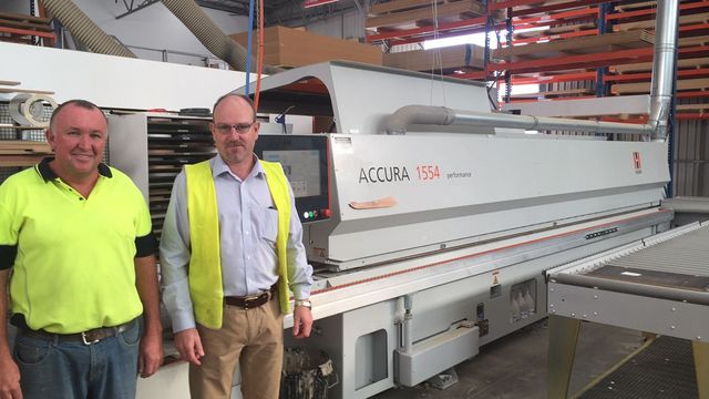 HOLZHER cliente di riferimento Timberline in Australia con bordatrice ACCURA HOLZHER cliente di riferimento Timberline in Australia con bordatrice ACCURA