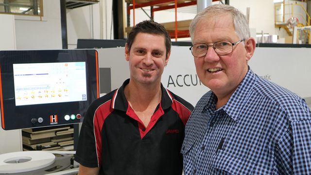 HOLZHER Australia cliente di riferimento Janper - Bordatrice Accura HOLZHER Australia cliente di riferimento Janper - Bordatrice Accura